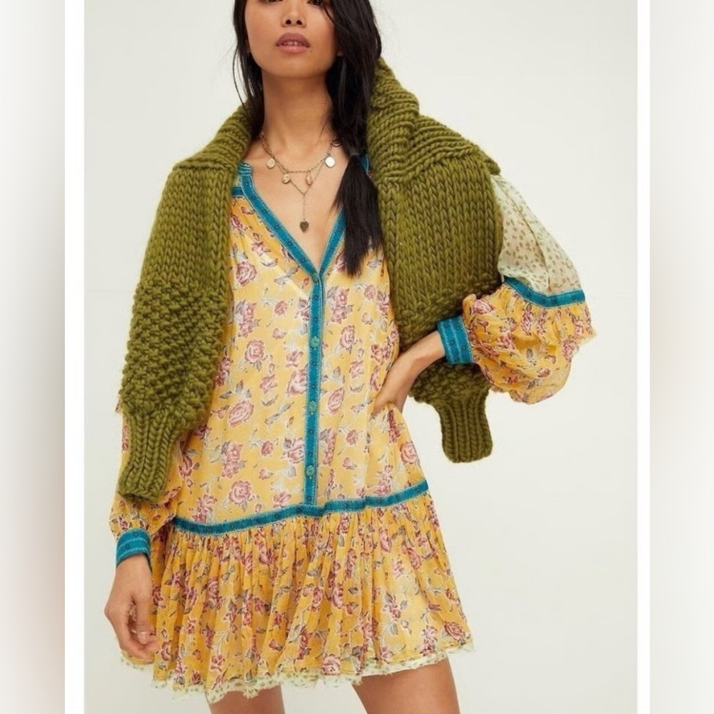 Free People Olive Green Chunky Knit Shrug